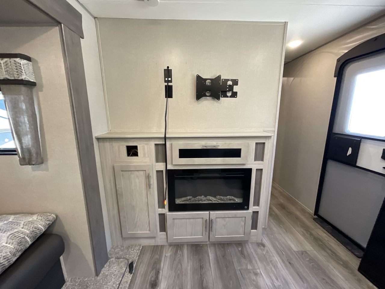 2022 COACHMEN CATALINA 30RKDS