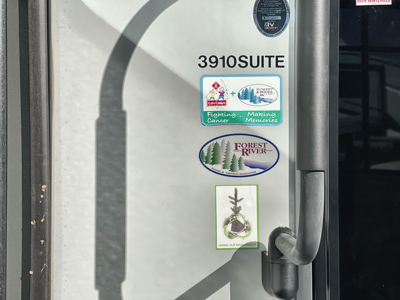 2023 FOREST RIVER CHEROKEE 3910SUITE