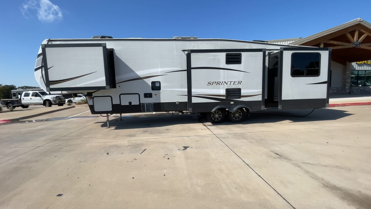 2022 KEYSTONE SPRINTER 3530DEN