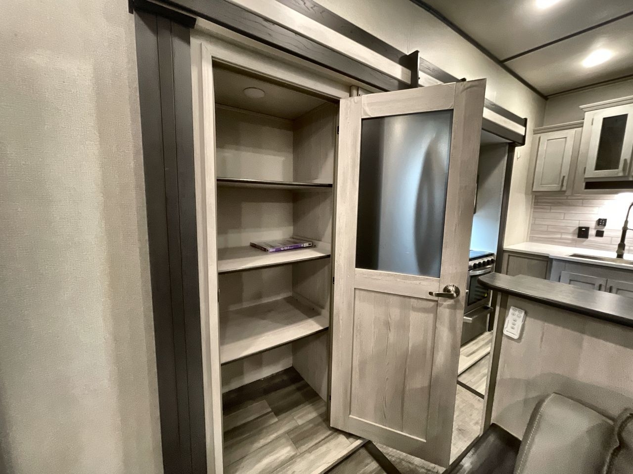 2022 KEYSTONE SPRINTER 3530DEN