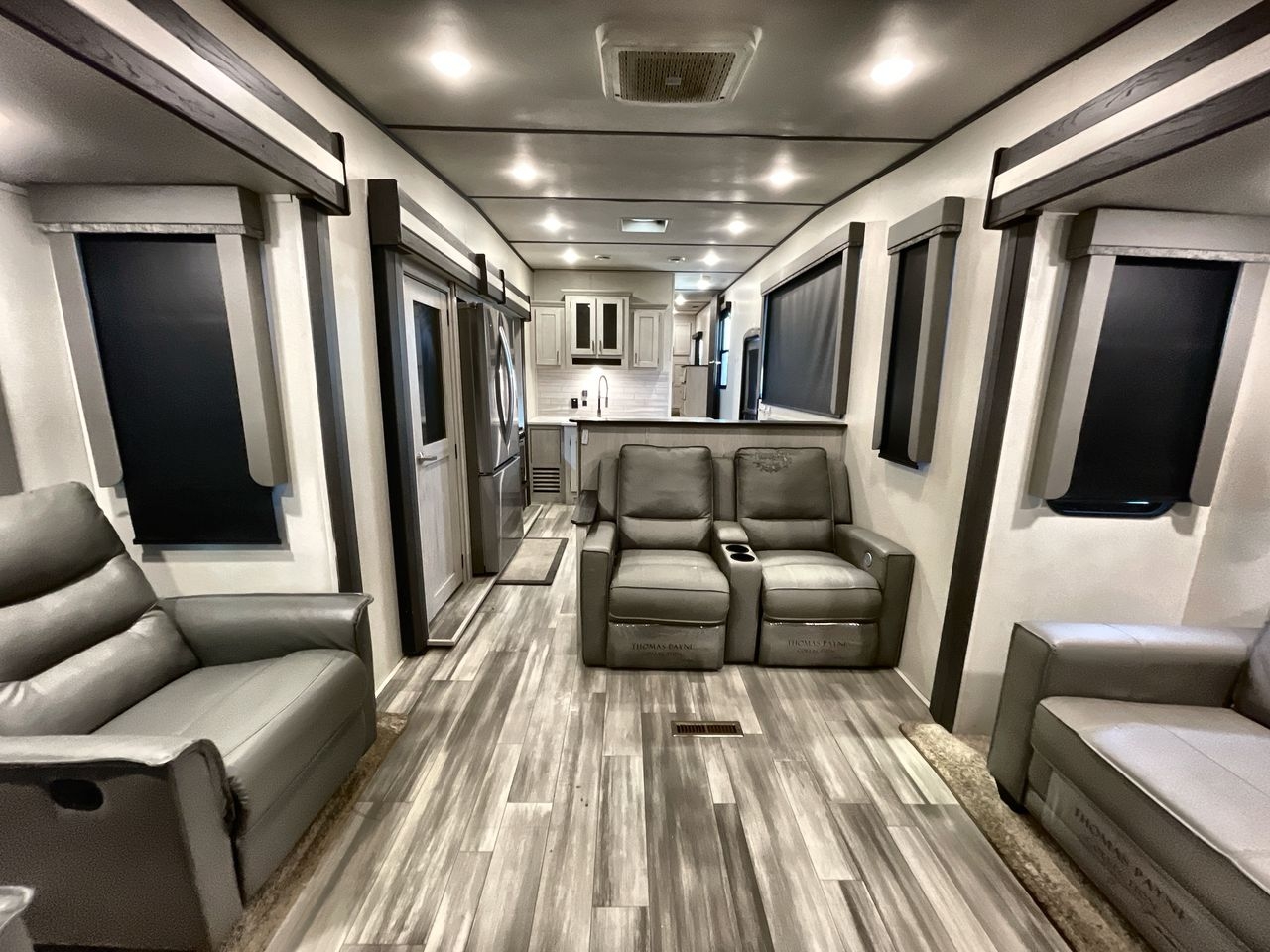 2022 KEYSTONE SPRINTER 3530DEN