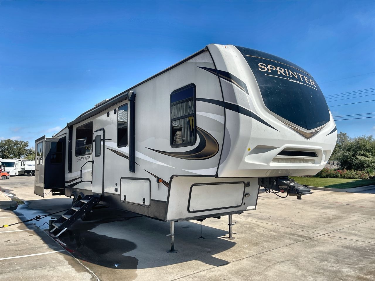 2022 KEYSTONE SPRINTER 3530DEN