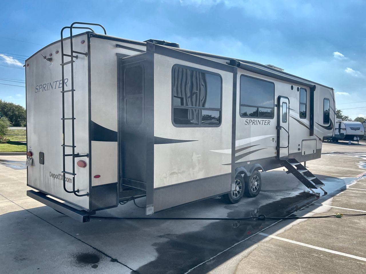 2022 KEYSTONE SPRINTER 3530DEN