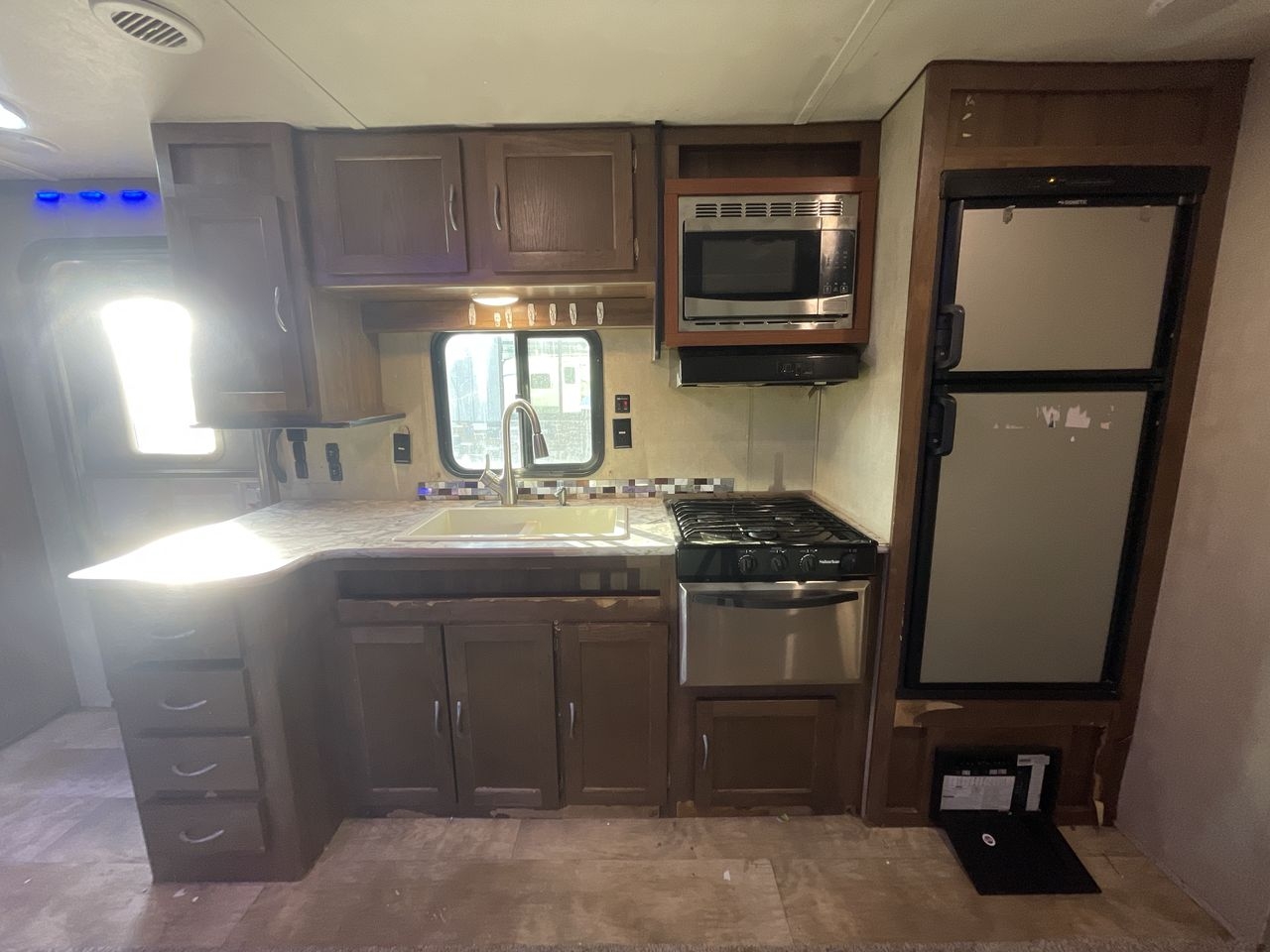 2018 TRAILMASTER 321TBS