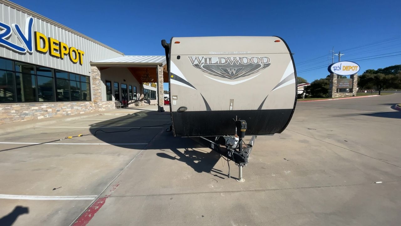 2017 FOREST RIVER WILDWOOD 28DBUD