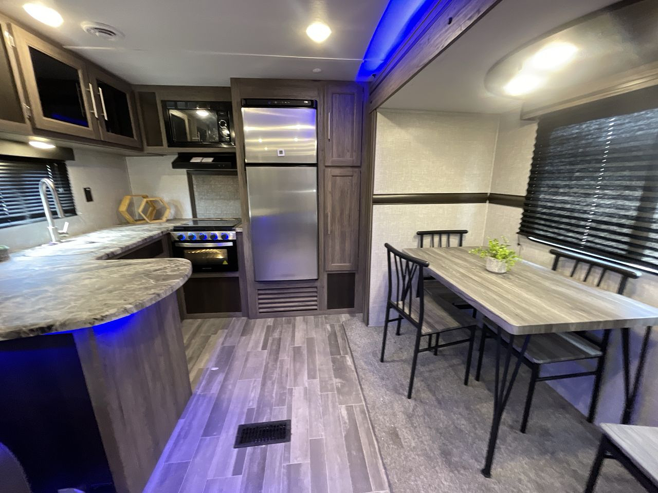 2022 CROSSROADS ZINGER 280RK