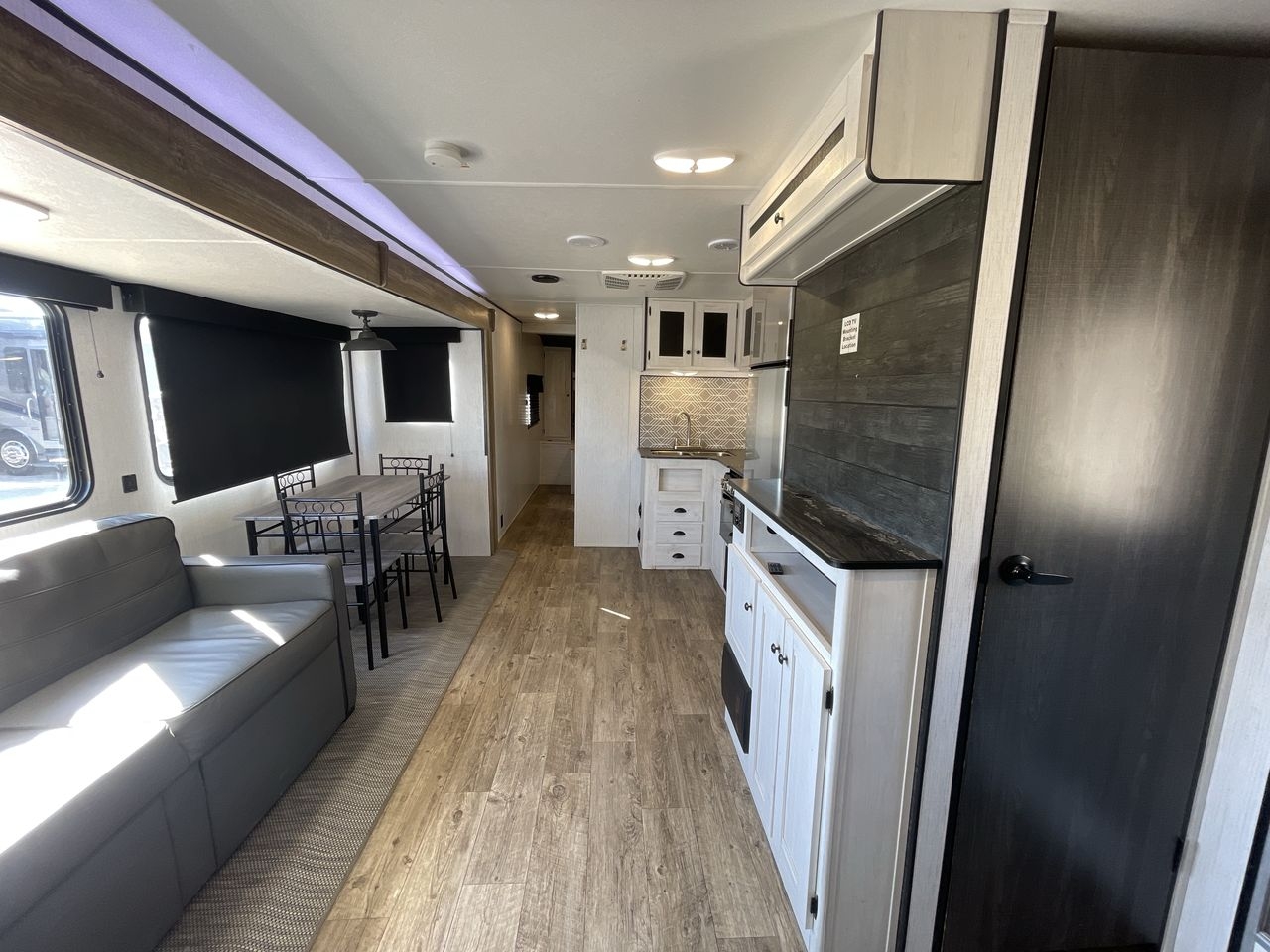 2023 HEARTLAND TRAIL RUNNER 31DB