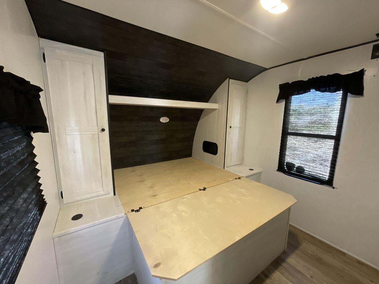 2023 HEARTLAND TRAIL RUNNER 31DB