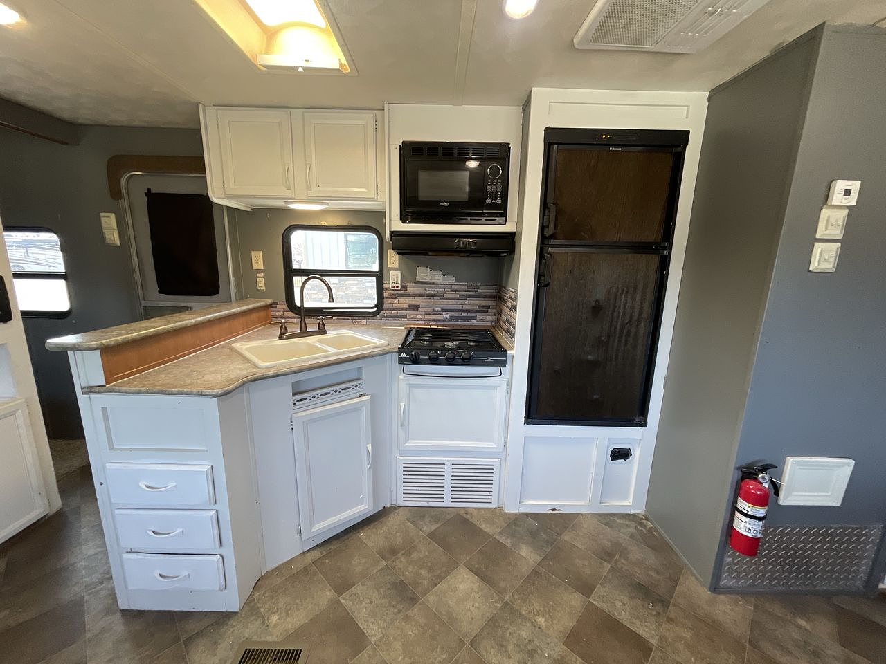 2014 PALOMINO PUMA PT30DBSS