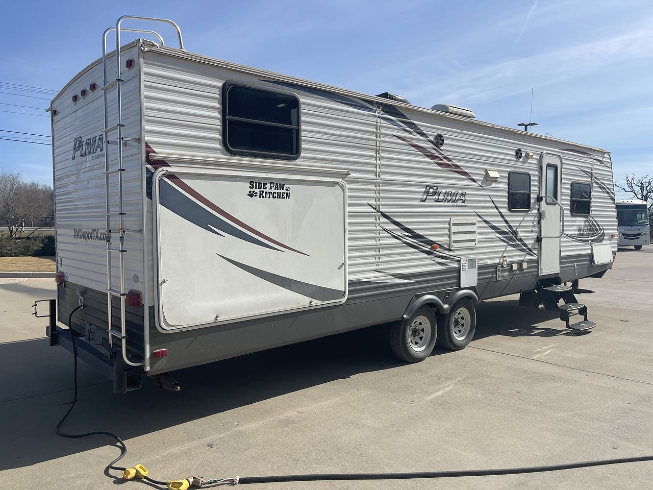 2014 PALOMINO PUMA PT30DBSS