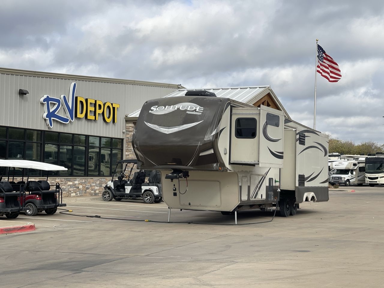 2015 GRAND DESIGN SOLITUDE 369RL