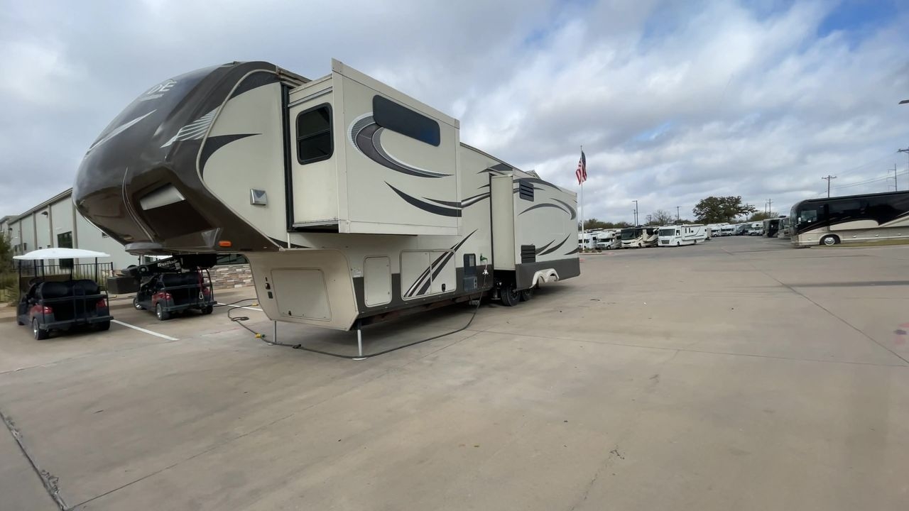 2015 GRAND DESIGN SOLITUDE 369RL