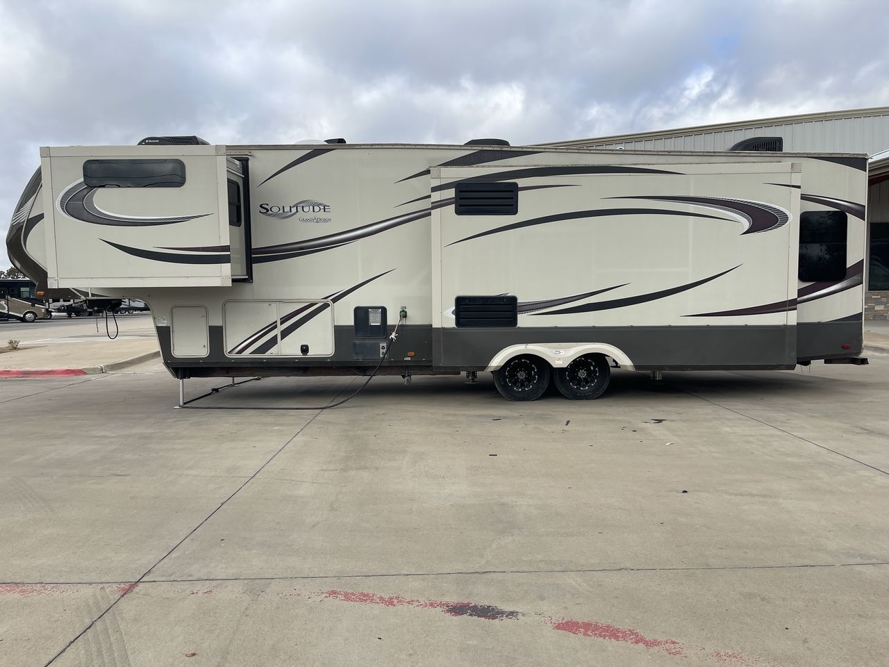 2015 GRAND DESIGN SOLITUDE 369RL