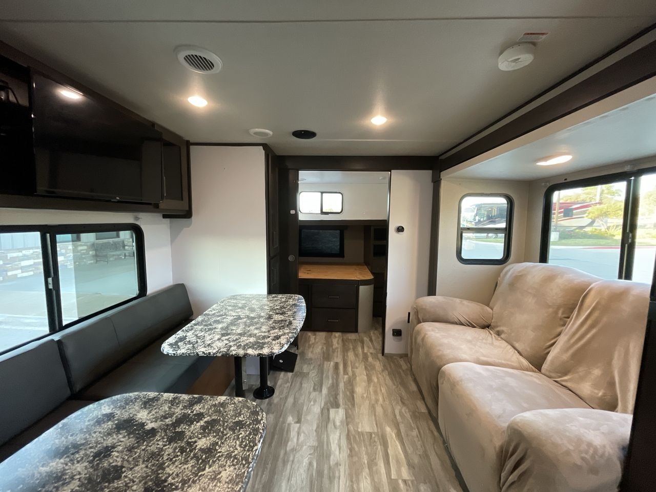 2021 GRAND DESIGN TRANSCEND 297QB