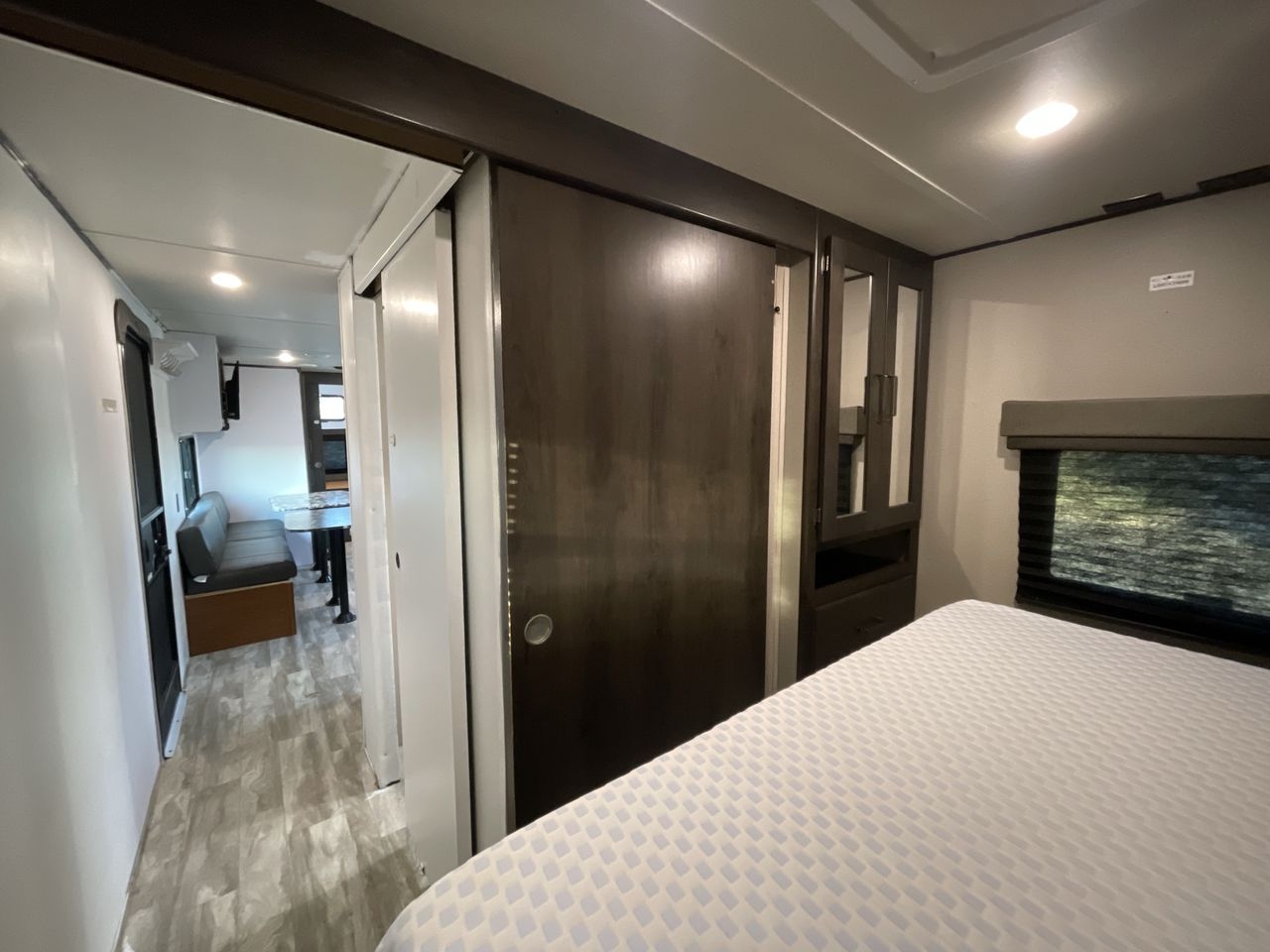 2021 GRAND DESIGN TRANSCEND 297QB