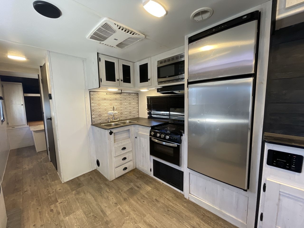 2022 HEARTLAND TRAIL RUNNER 31DB