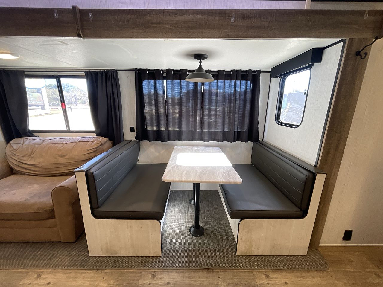 2022 HEARTLAND TRAIL RUNNER 31DB