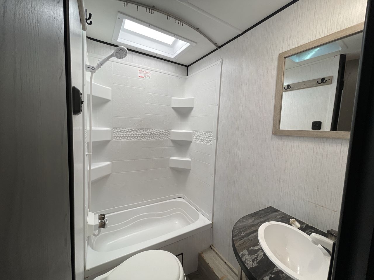 2021 HEARTLAND PROWLER 250BH