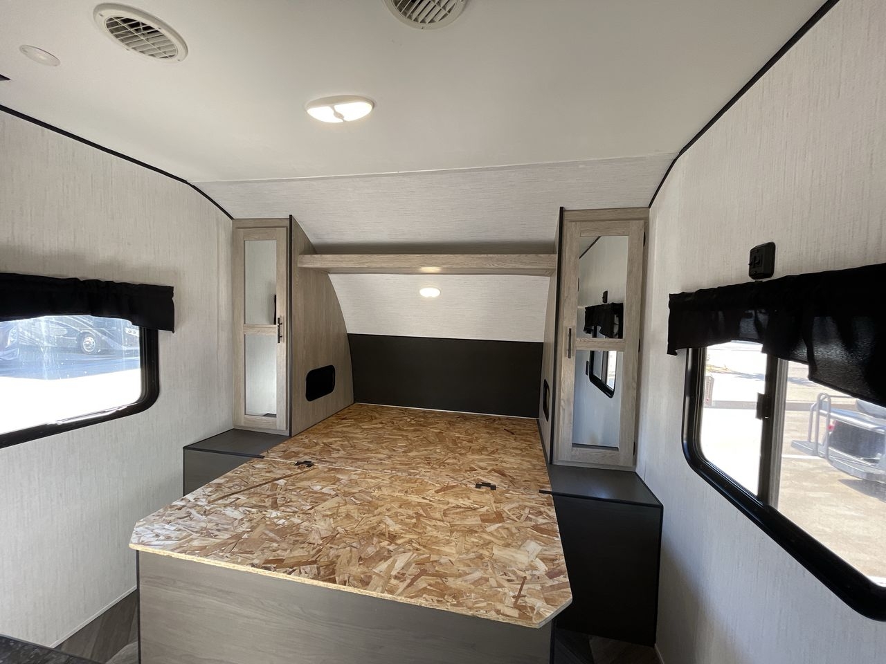 2021 HEARTLAND PROWLER 250BH