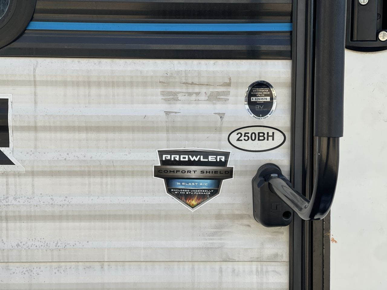 2021 HEARTLAND PROWLER 250BH