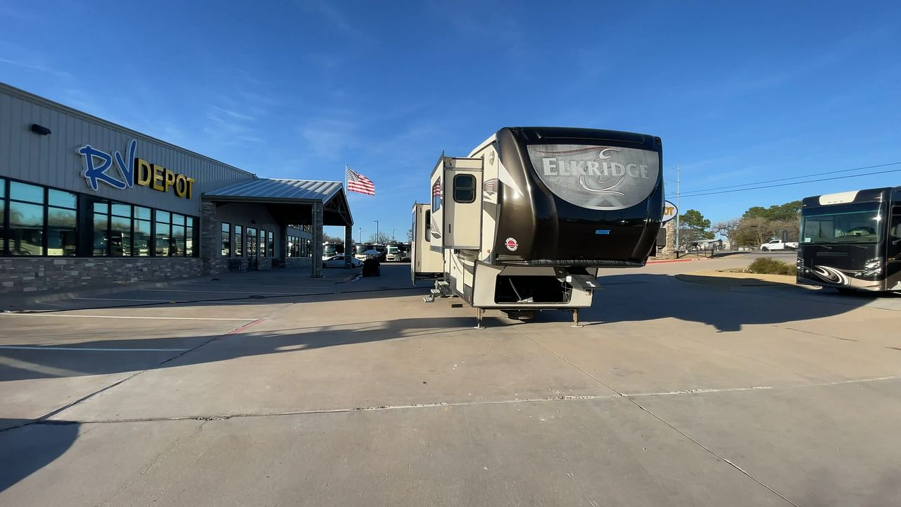 2017 HEARTLAND ELKRIDGE 40FLFS