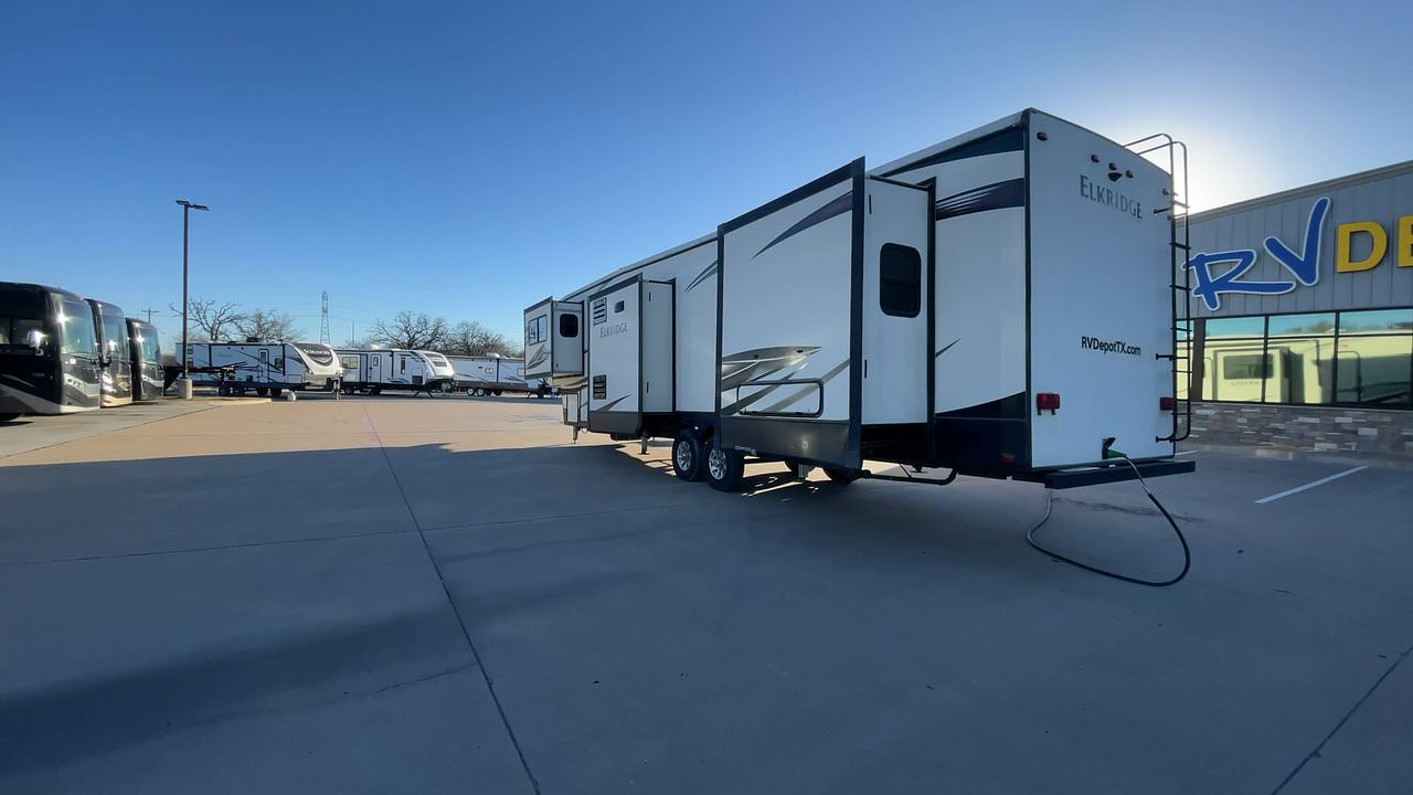 2017 HEARTLAND ELKRIDGE 40FLFS