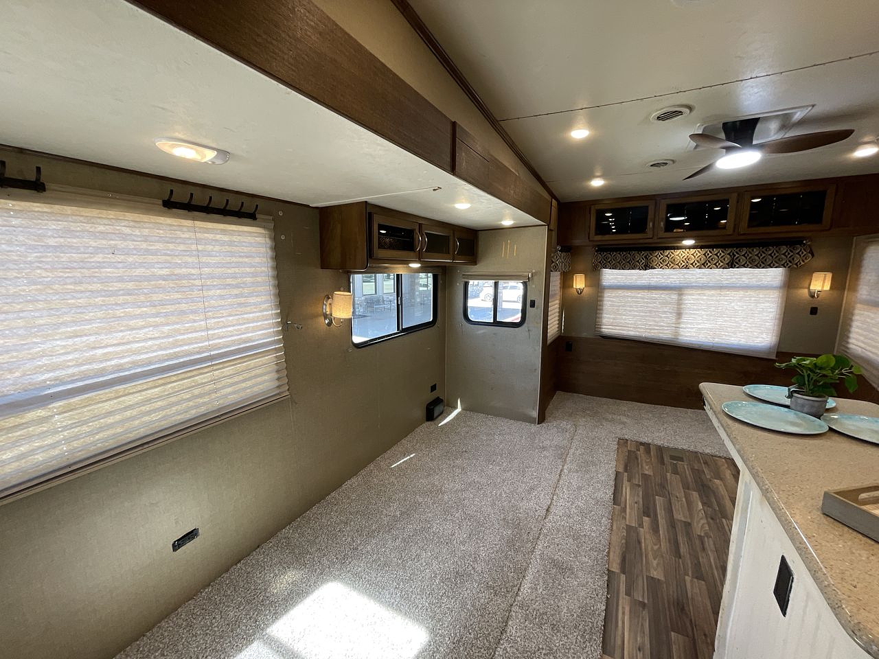 2016 FOREST RIVER CHAPARRAL 360IBL