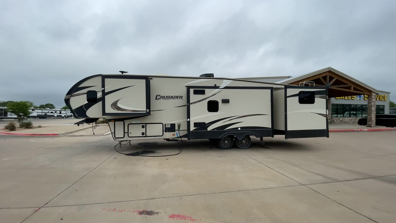 2018 CRUSADER 337QBH