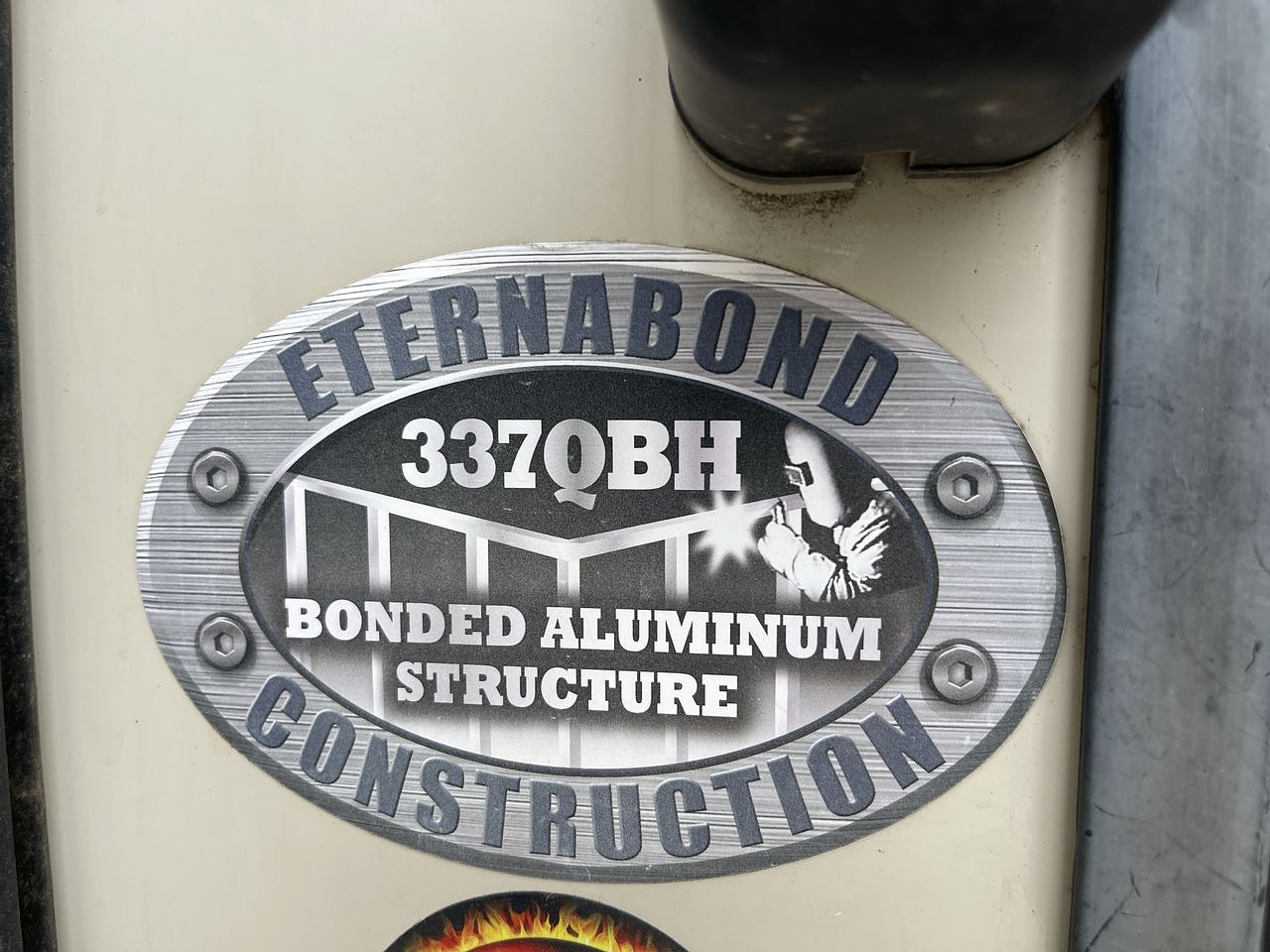 2018 CRUSADER 337QBH
