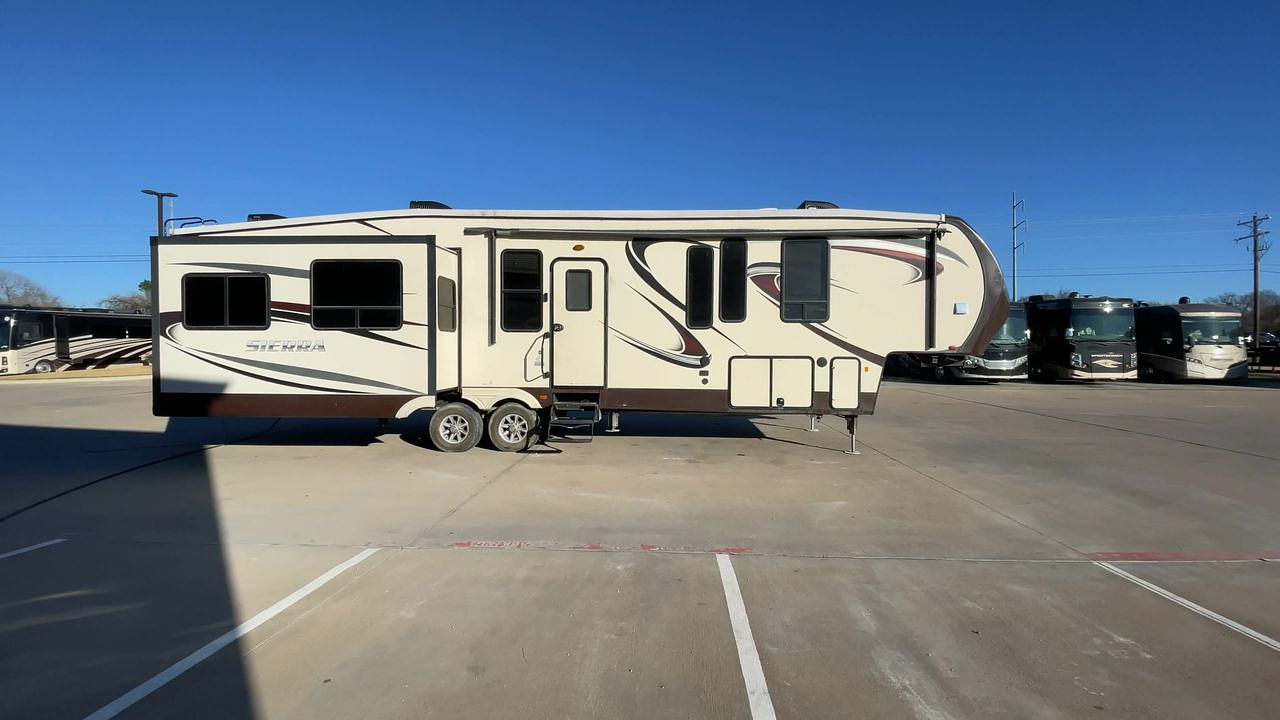 2015 FOREST RIVER SIERRA 371REBH