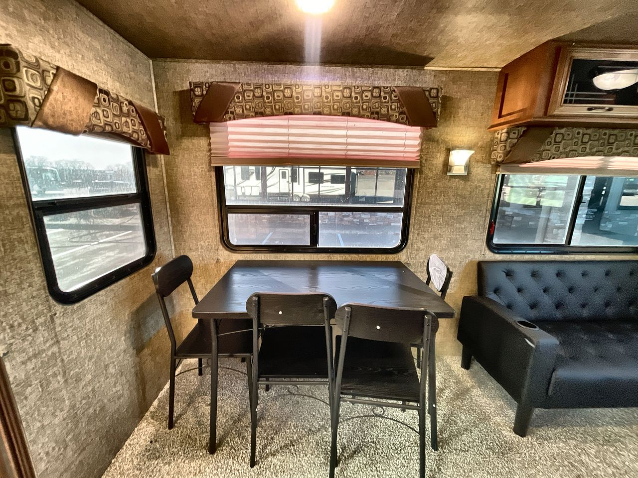 2015 FOREST RIVER SIERRA 371REBH