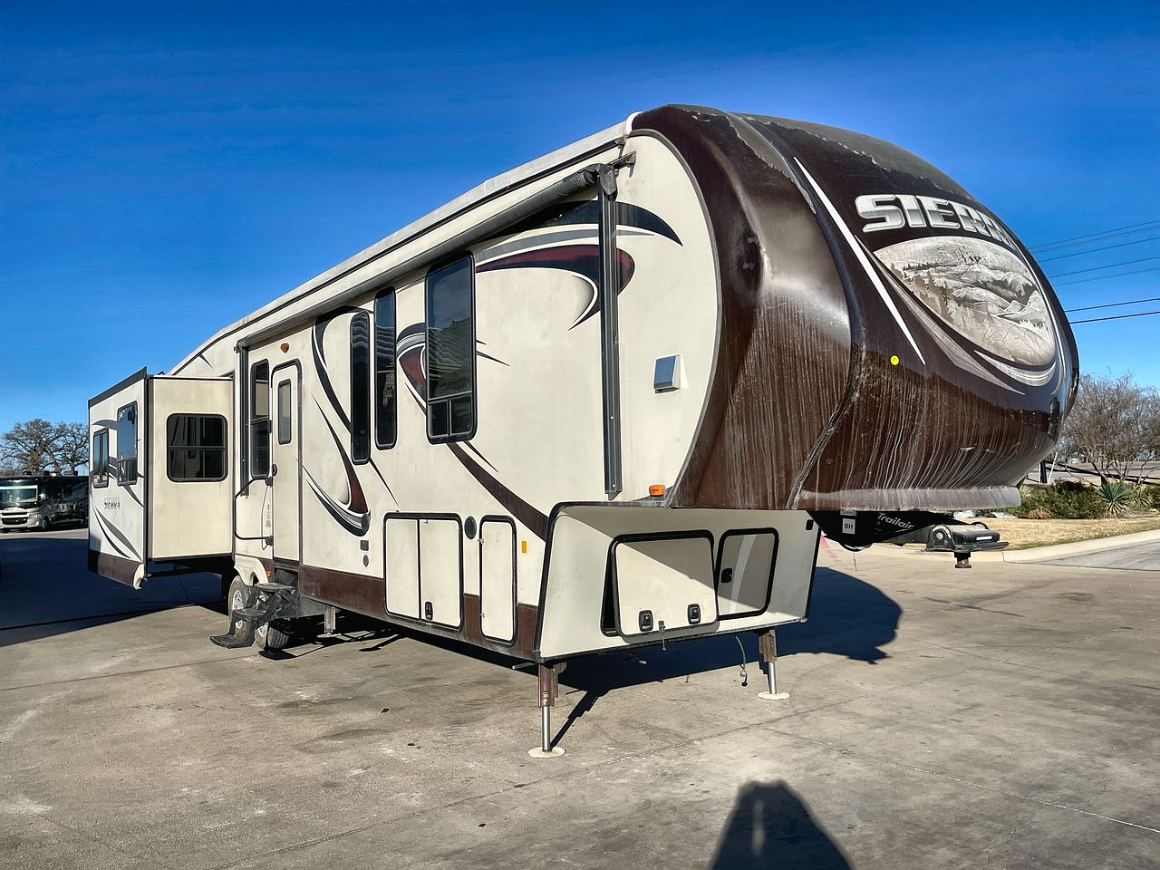 2015 FOREST RIVER SIERRA 371REBH