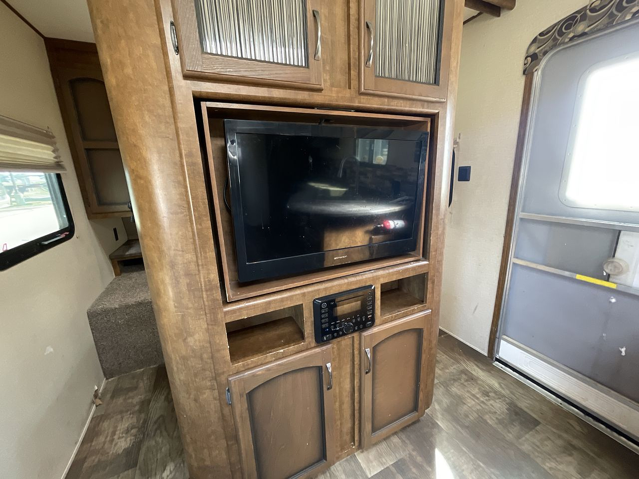 2015 CROSSROADS RV CRUISER 31SB