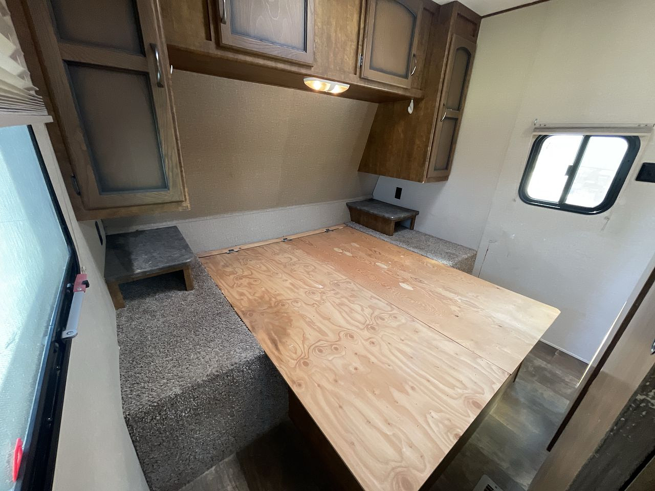 2015 CROSSROADS RV CRUISER 31SB