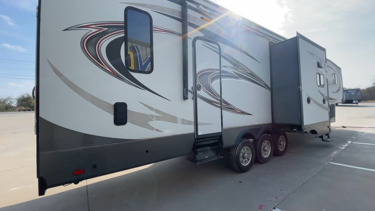 2017 FOREST RIVER VENGEANCE 394V13