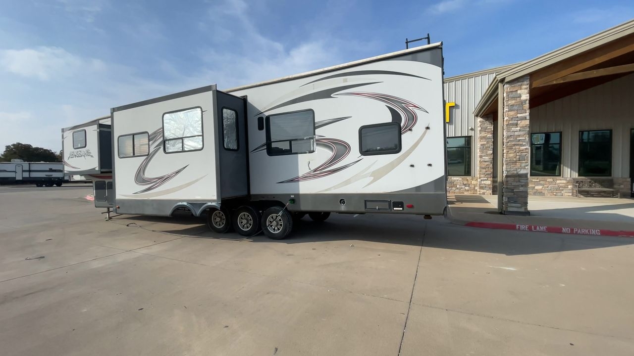 2017 FOREST RIVER VENGEANCE 394V13