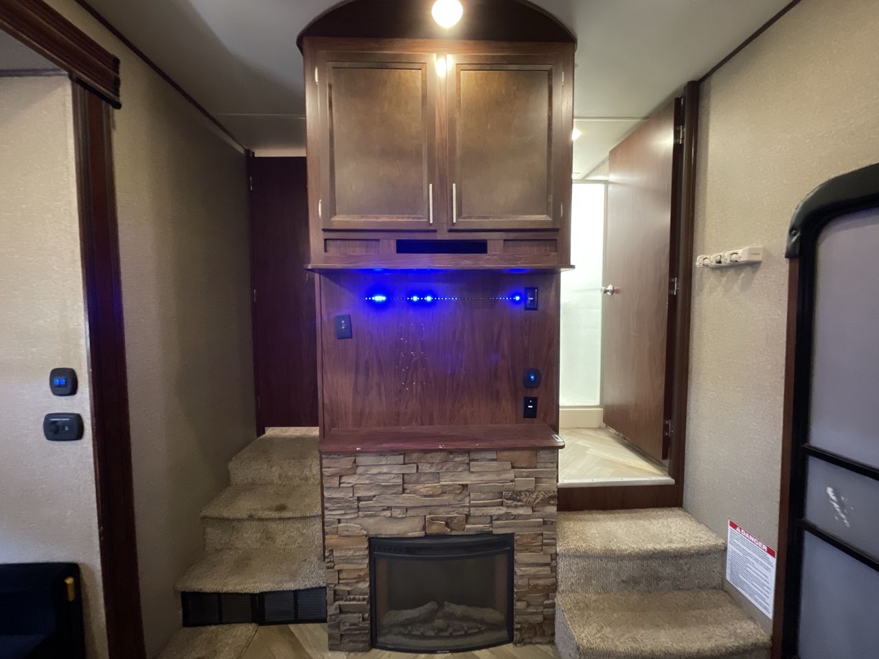 2017 FOREST RIVER VENGEANCE 394V13