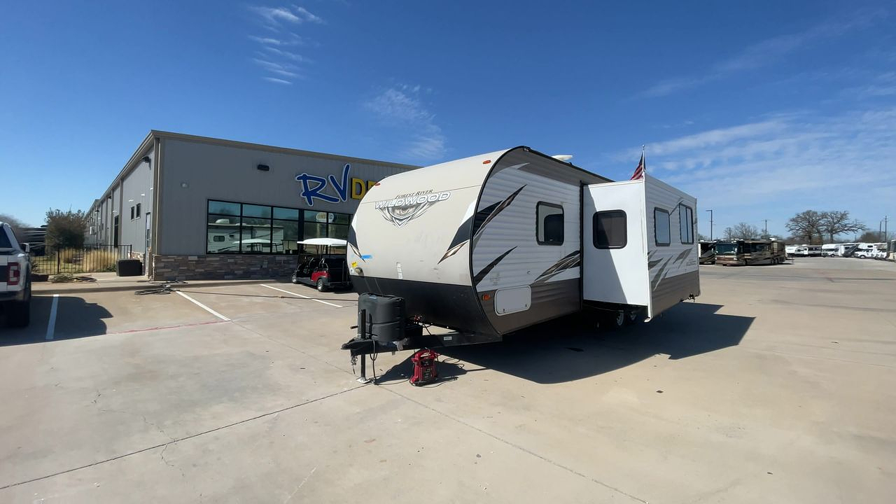 2018 FOREST RIVER WILDWOOD 28DBUD