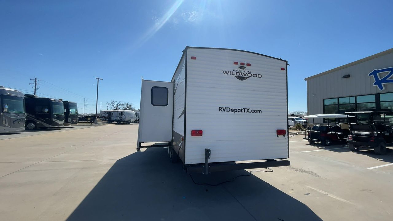 2018 FOREST RIVER WILDWOOD 28DBUD