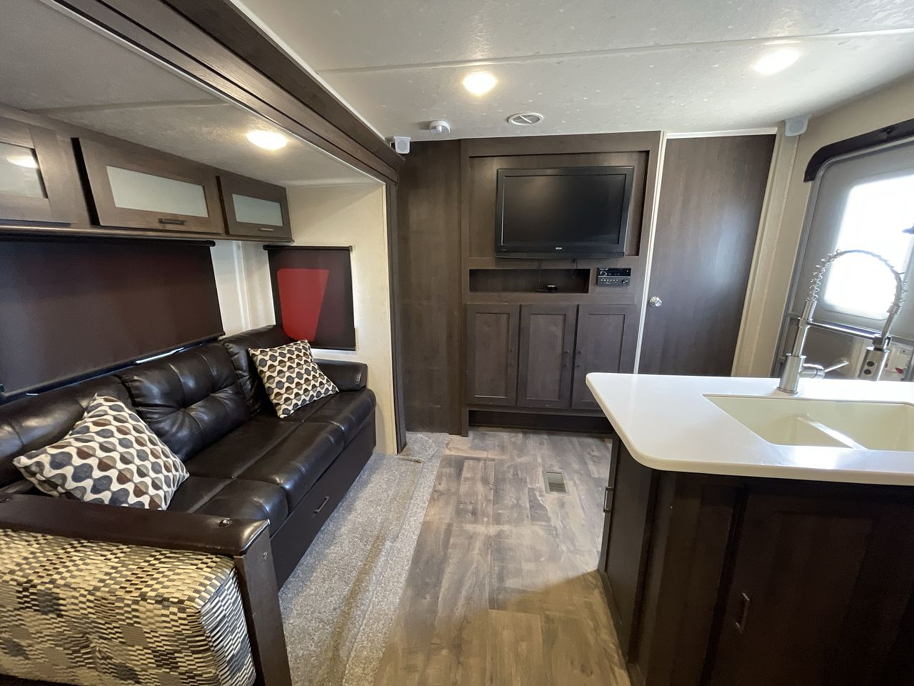 2018 FOREST RIVER WILDWOOD 28DBUD