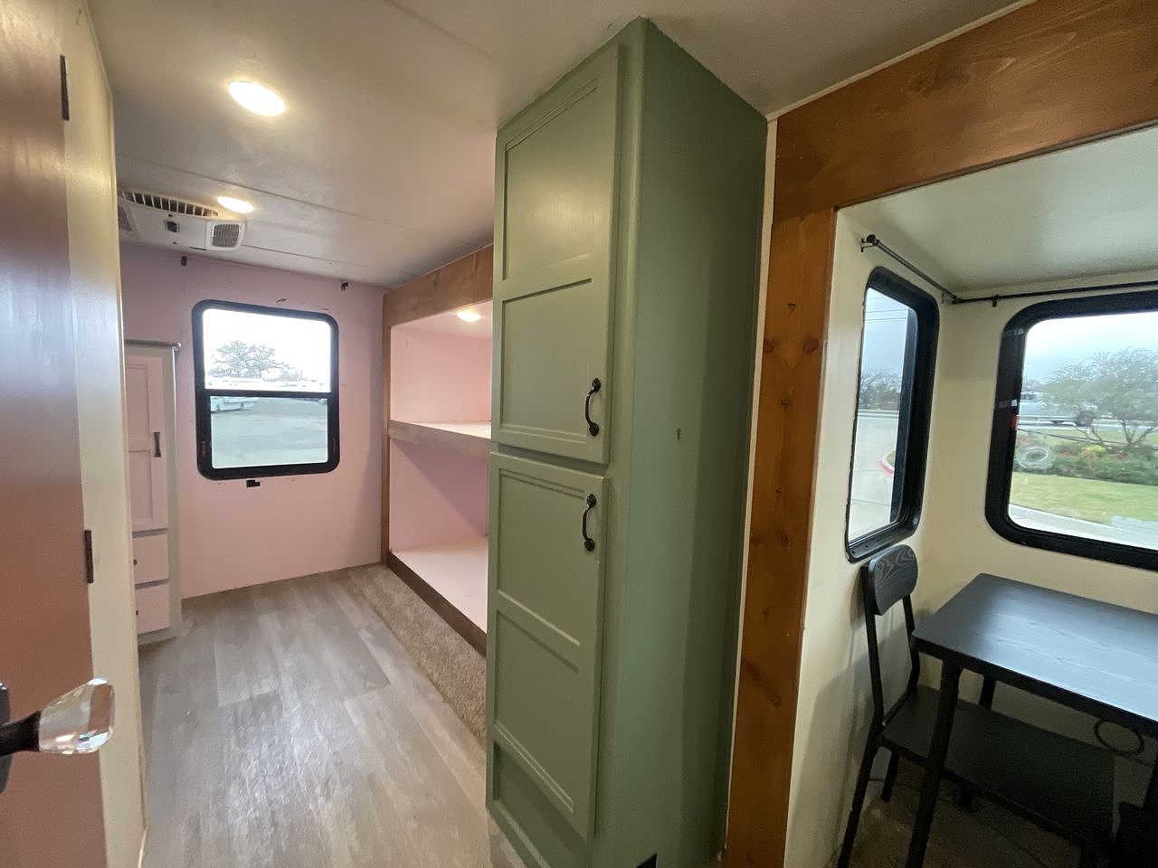 2018 COLEMAN 3015BH