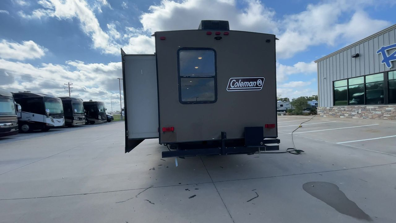 2018 COLEMAN 3015BH