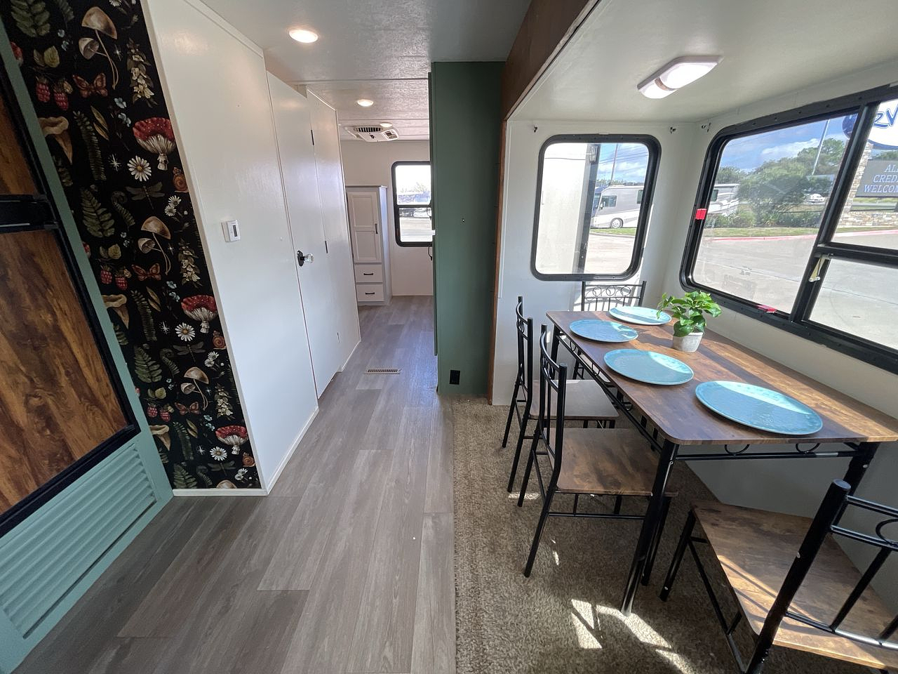 2018 COLEMAN 3015BH