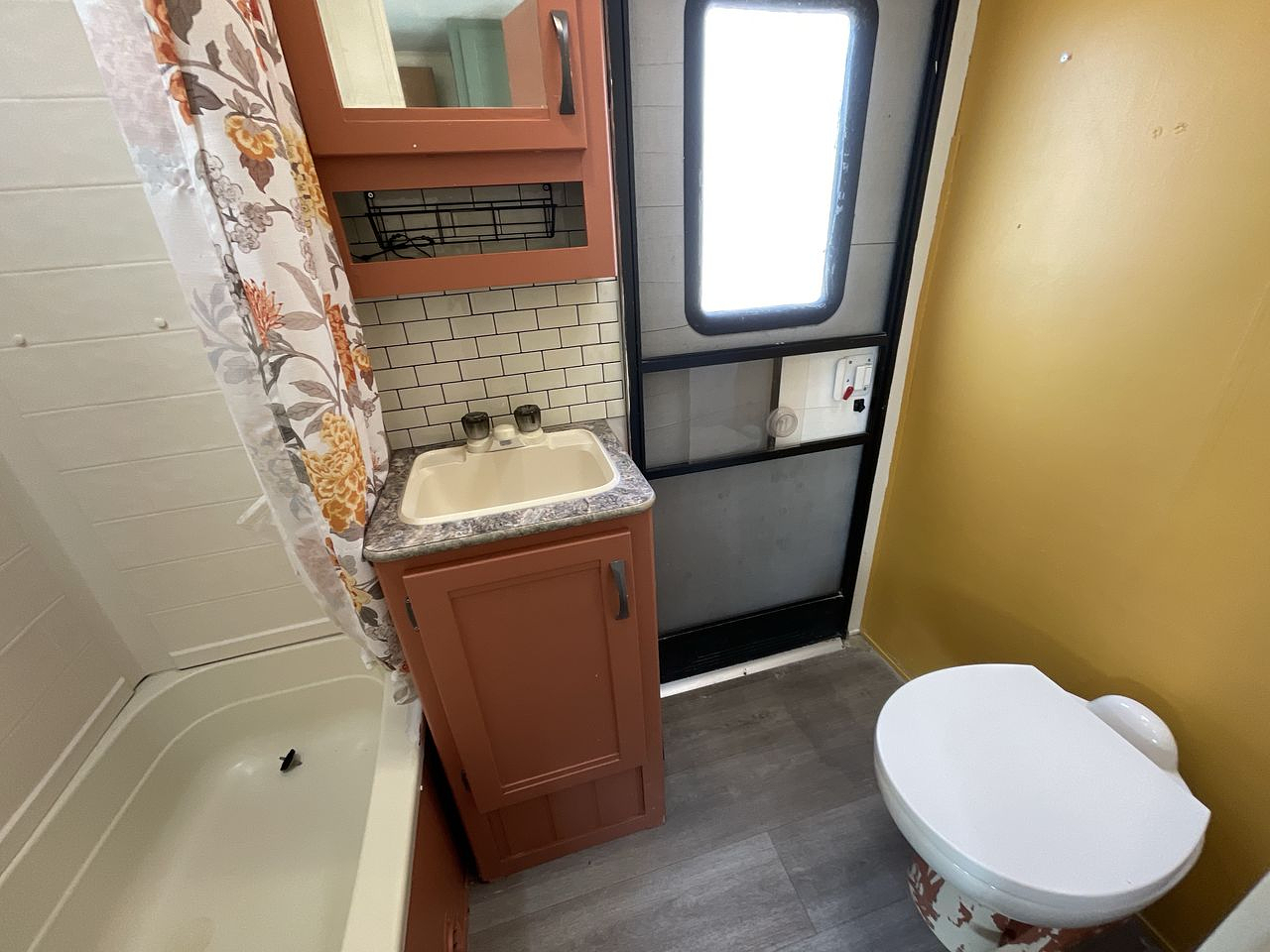 2018 COLEMAN 3015BH