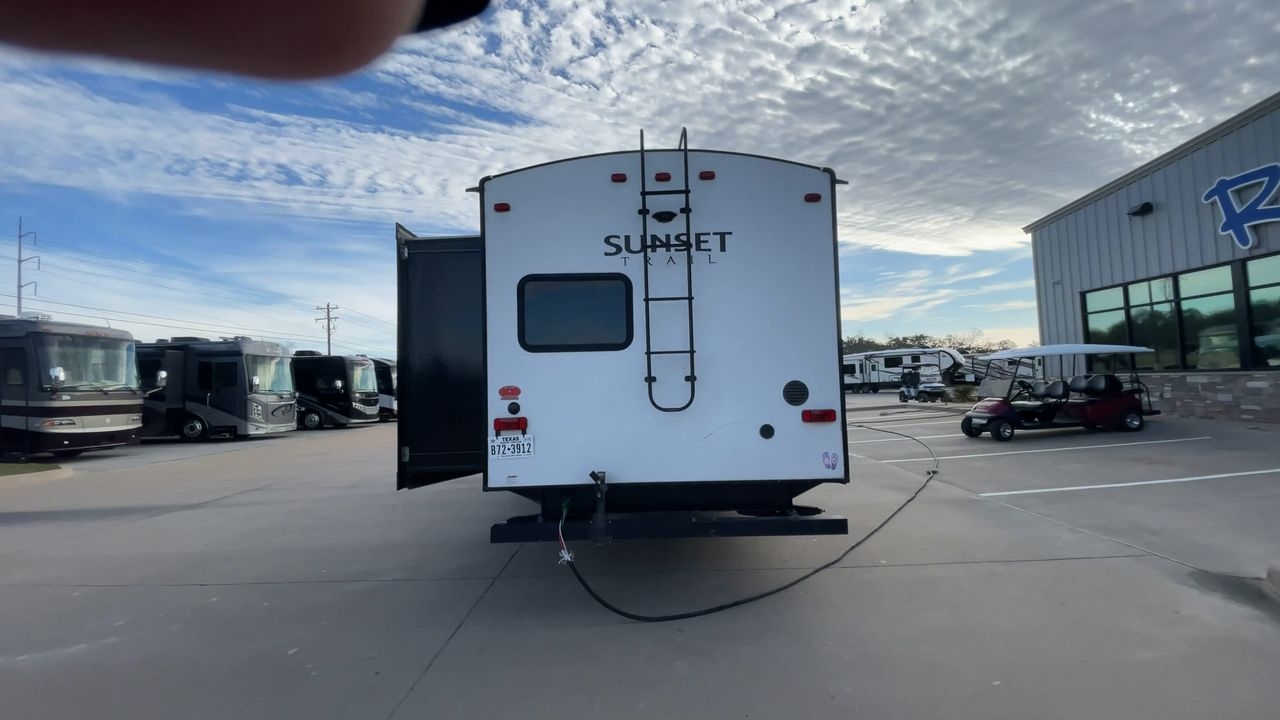 2019 SUNSET TRAIL 331BH