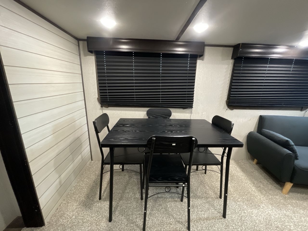 2019 SUNSET TRAIL 331BH