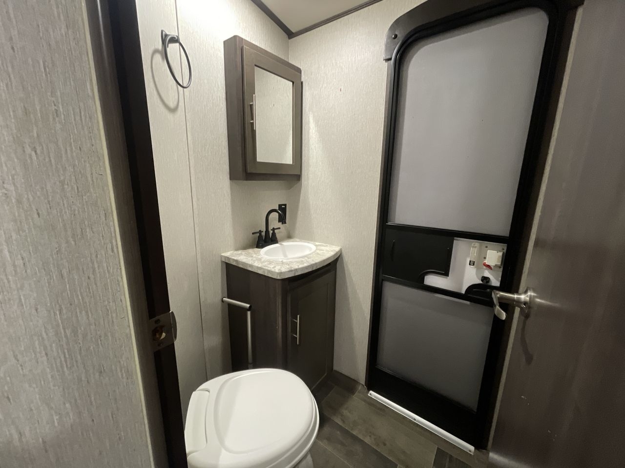 2019 SUNSET TRAIL 331BH