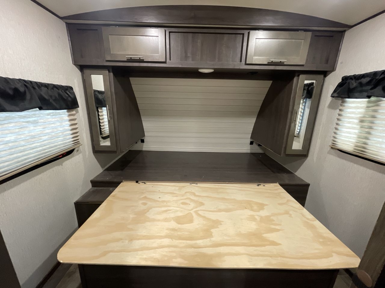 2019 SUNSET TRAIL 331BH