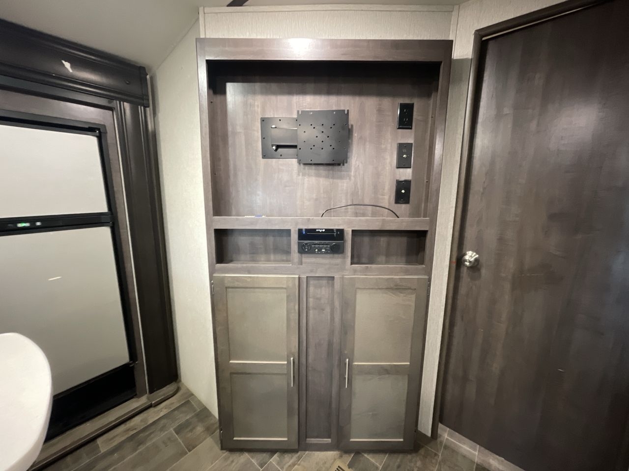 2019 SUNSET TRAIL 331BH