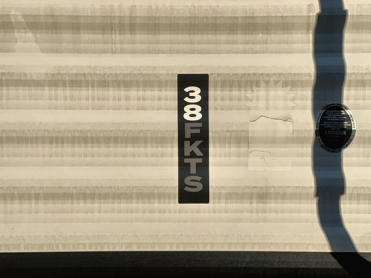 2023 KEYSTONE HIDEOUT 38FKTS